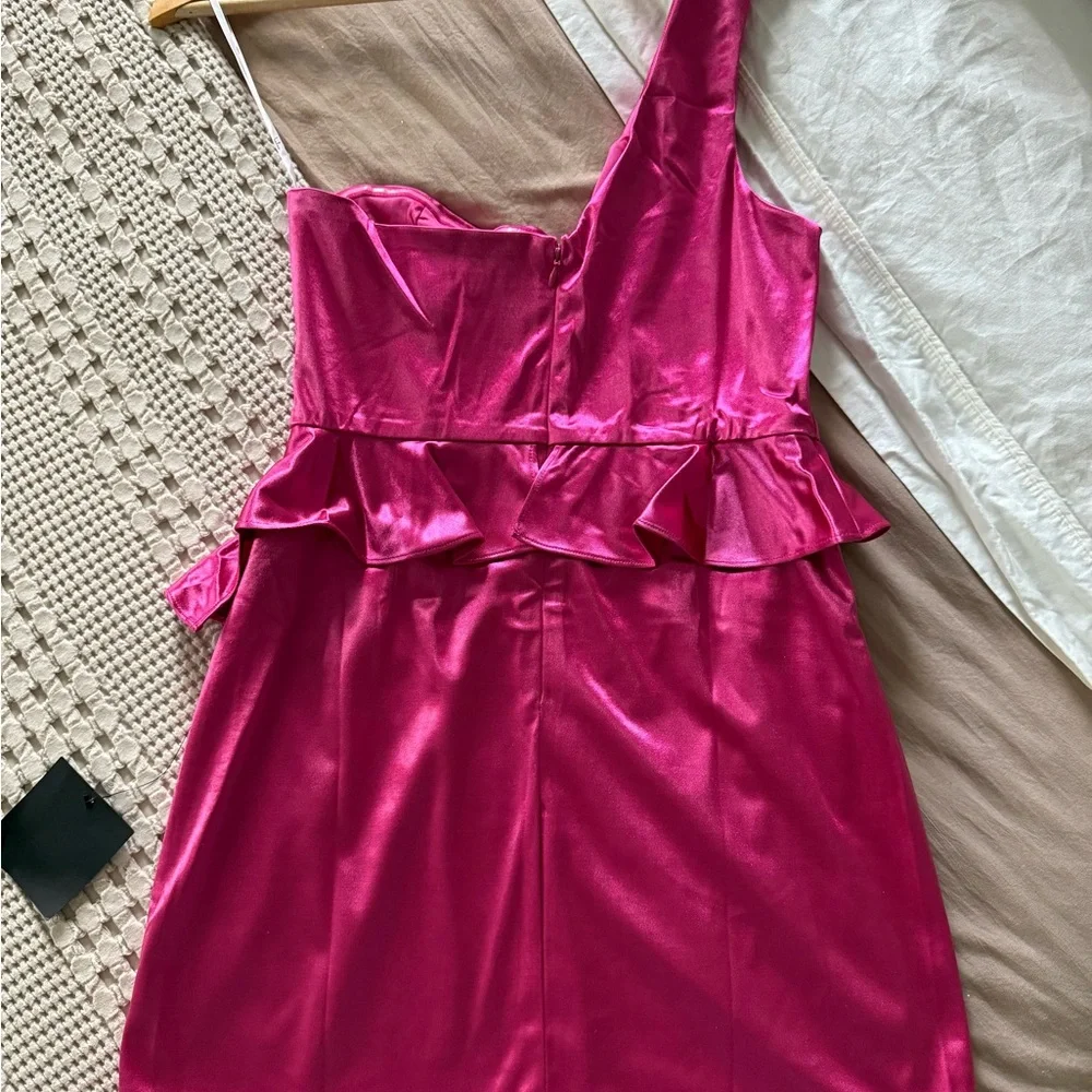 Lulus beautiful pink